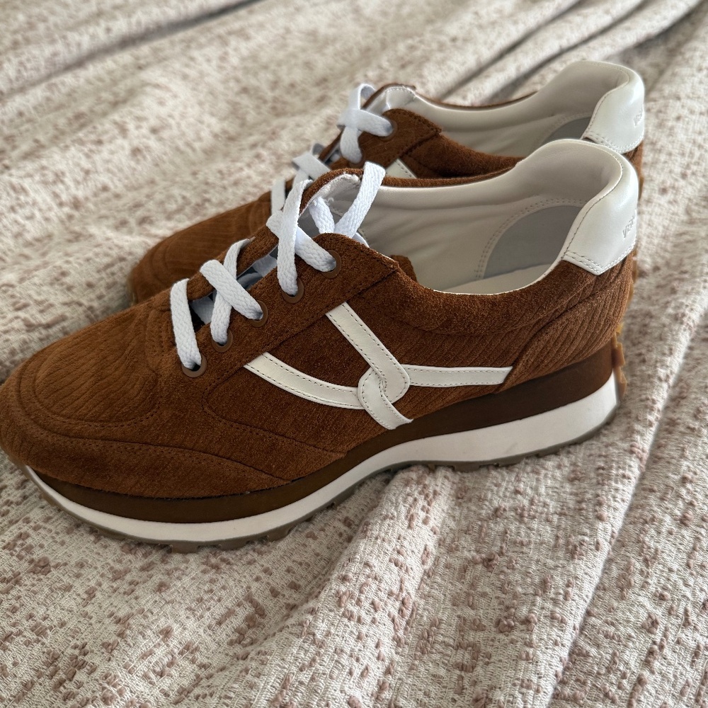 Veronica Beard , Size 8 ,dark caramel